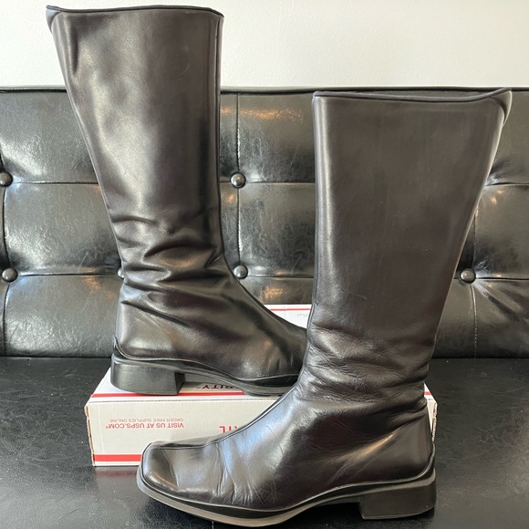 Vintage Prada Black Leather Boots Women’s Sz ~10 (EU 40–41) - Picture 1 of 13